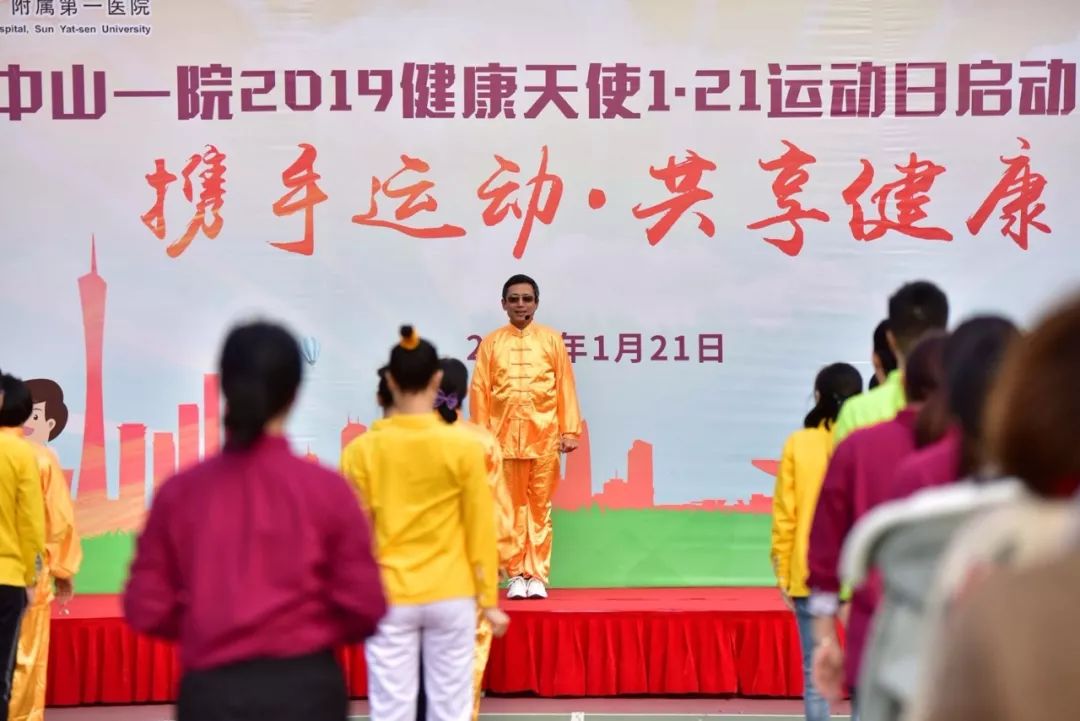 帅!换下白大褂的医生大咖,一秒变身运动达人!-肽度TIMEDOO