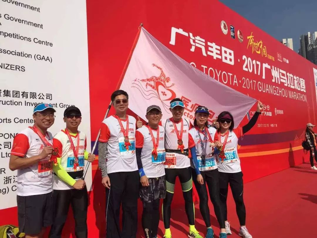 帅!换下白大褂的医生大咖,一秒变身运动达人!-肽度TIMEDOO