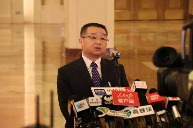 国家医保局局长胡静林署名文章：在新的历史起点推进医疗保障改革发展