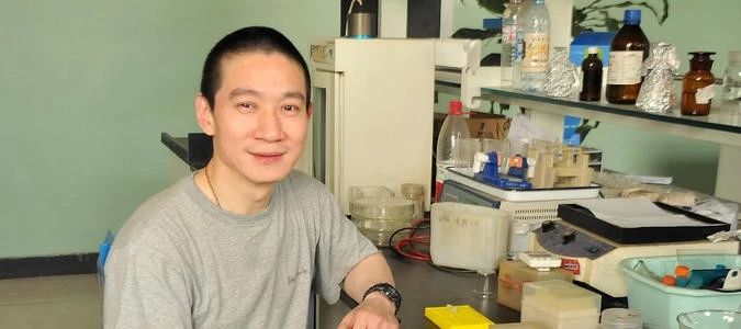 被全世界骂了三年的韩春雨，默默发表了新论文，发明RNA成像系统