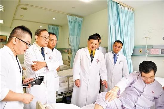 性命相托17天，惊心动魄9小时！他们跑赢了死神！