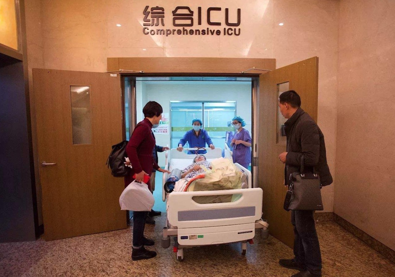 ICU医生眼里的ICU：与死神抗争，也要尊重人性