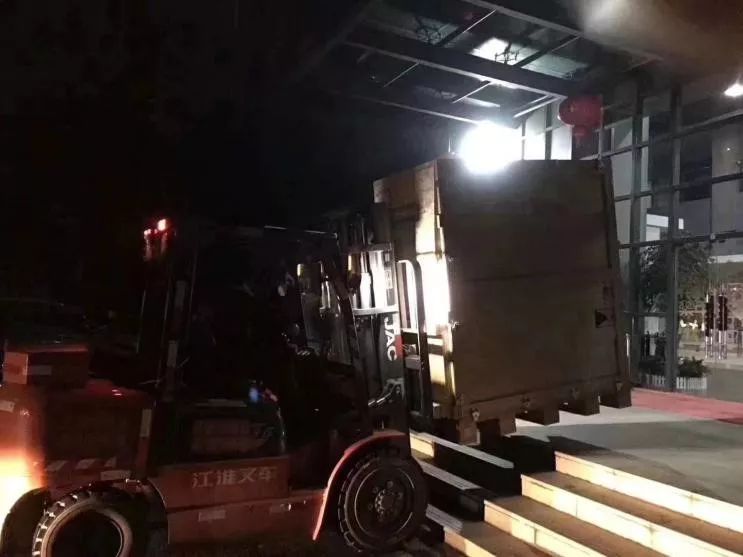 助力新型冠状病毒鉴定及变异监测 | 第二台华大智造超高通量测序仪T7运抵武汉,华大与多国和地区开展病原合作-肽度TIMEDOO