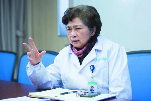 新冠肺炎“药方”有变，李兰娟院士推荐药物入选