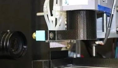 密歇根大学开发微流控设备用于新冠肺炎抗体测试,提供快速且准确的结果-肽度TIMEDOO