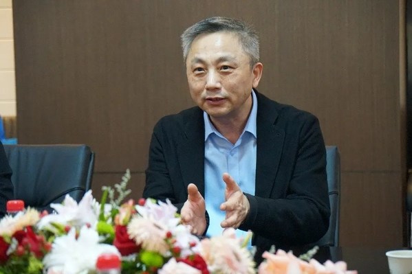 周俊杰总裁发言 上海和黄药业获“全国和谐劳动关系创建示范企业”授牌-肽度TIMEDOO