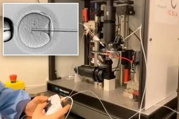 全球首批由机器人成功“孕育”的两名女婴诞生于美国！精子注射机器人来执行，试管婴儿成本将降低70%！