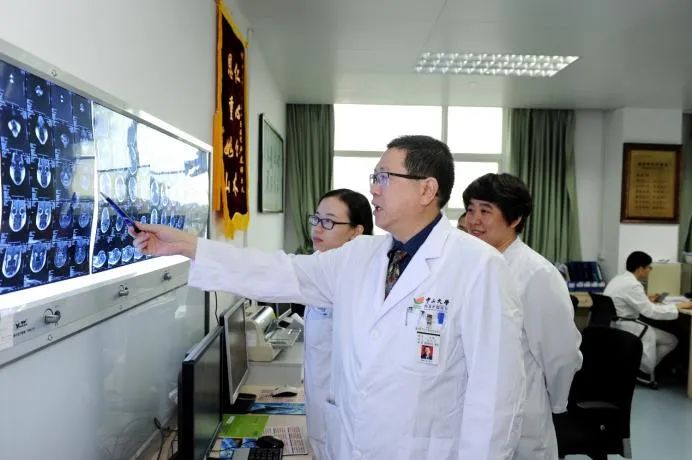 “小癌”狙击战:这群中国医生改写世界肿瘤指南-肽度TIMEDOO
