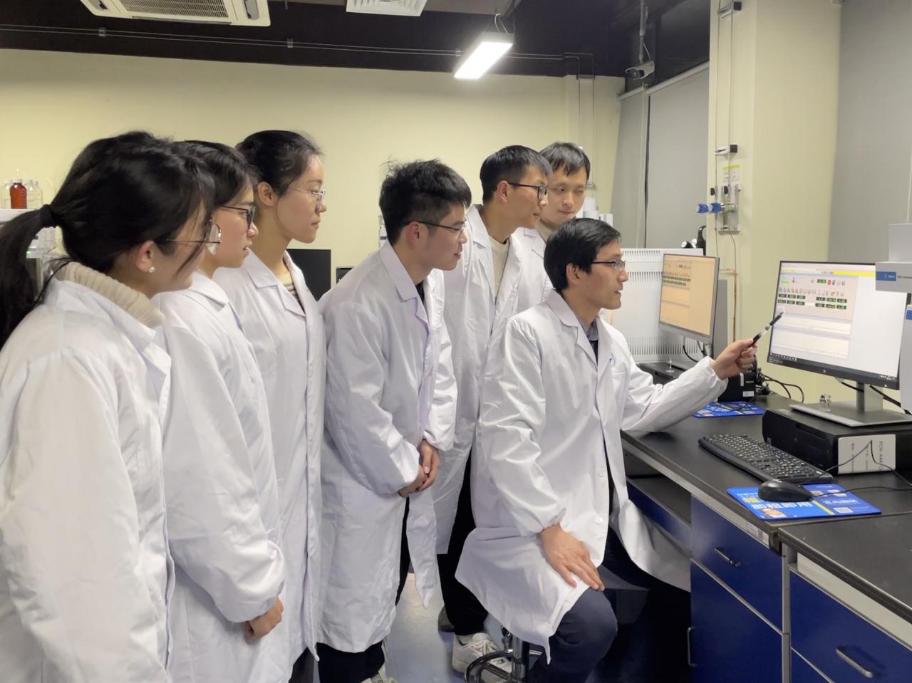 科学家研究发现：学历越高痴呆症患病风险越小