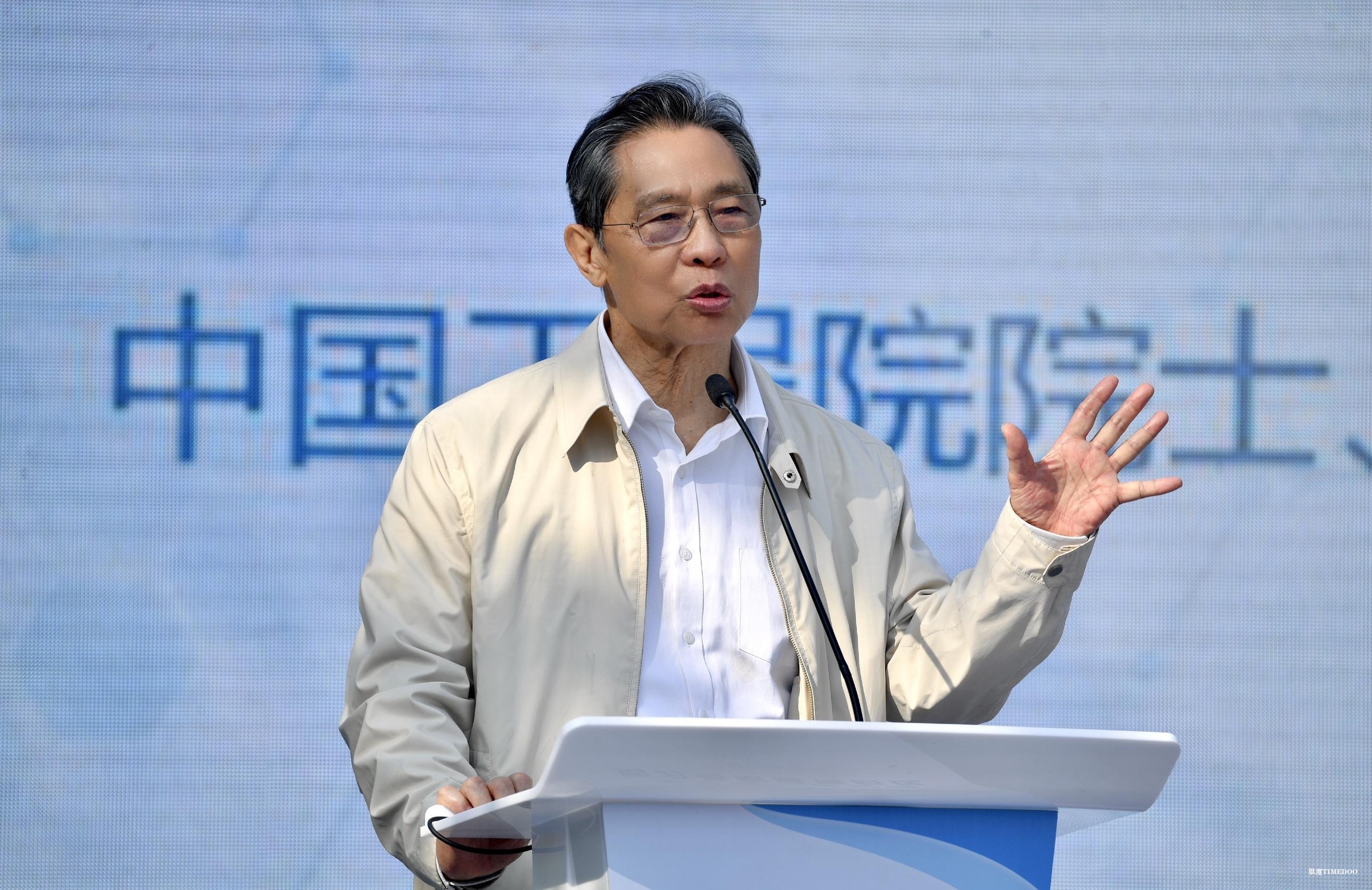 钟南山：通过规范化治疗 大部分哮喘患者可以提高生活质量