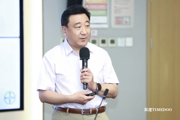 北京协和医院消化内科主任医师李景南教授 拜耳携手京东健康发布乳果糖新品,深度布局消化道健康-肽度TIMEDOO