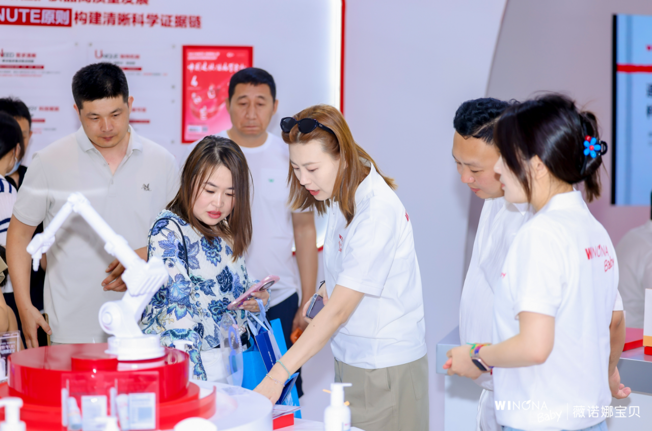 薇诺娜宝贝CBME首次亮相:NUTE医研准则加持,婴童洗护进入临床实证时代-肽度TIMEDOO